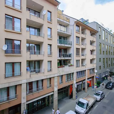 Apartment Opera *