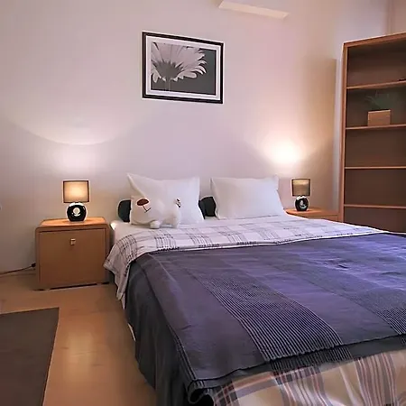 Apartament Opera *