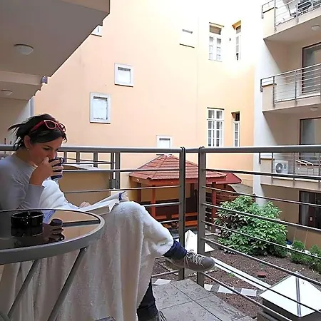 Opera Apartament *